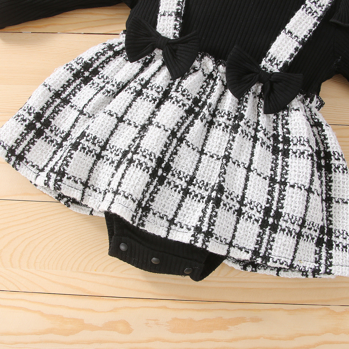 Flounced Sleeve Double Bowknot Classic Style One-piece Baby's Gown
